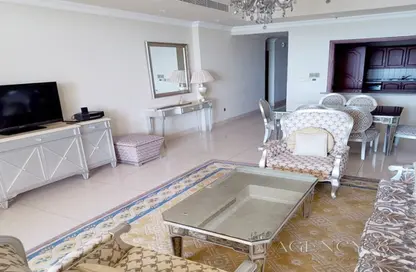 Apartment - 2 Bedrooms - 3 Bathrooms for rent in Kempinski Palm Residence - The Crescent - Palm Jumeirah - Dubai