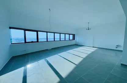 Apartment - 3 Bedrooms - 4 Bathrooms for rent in Al Waha Residence - Al Khan - Sharjah