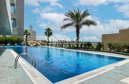 Pool image for: Apartment - 3 Bedrooms - 2 Bathrooms for rent in Ocean Heights - Dubai Marina - Dubai, Image 1