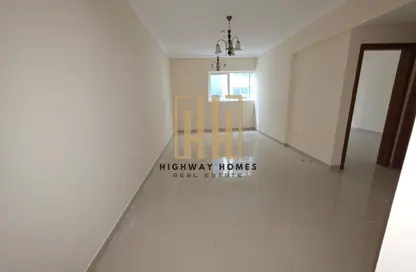 Apartment - 1 Bedroom - 2 Bathrooms for rent in Muwaileh 29 Building - Muwaileh - Sharjah
