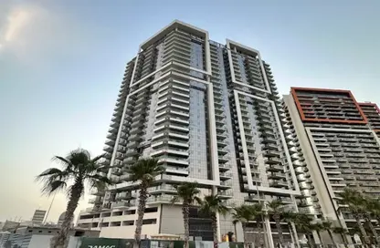 Apartment - 1 Bedroom - 1 Bathroom for sale in Golf Gate - DAMAC Hills - Dubai