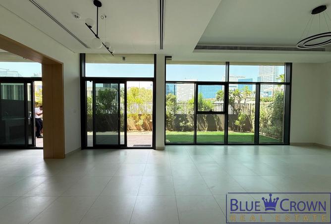15218028 - Property Image 2