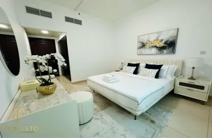 Apartment - 2 Bedrooms - 5 Bathrooms for rent in Y Tower - CBD (Central Business District) - City Downtown - Abu Dhabi