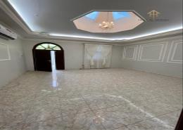Villa - 4 bedrooms - 5 bathrooms for rent in Al Khabisi - Al Ain