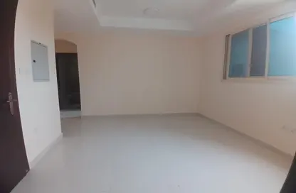 Half Floor - Studio for rent in Muwaileh Commercial - Sharjah