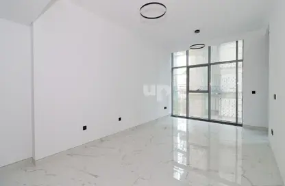 شقة - غرفة نوم - 2 حمامات للبيع في رويال ريجينسي - الخليج التجاري - دبي شقة - غرفة نوم - 2 حمامات للبيع في رويال ريجينسي - الخليج التجاري - دبي