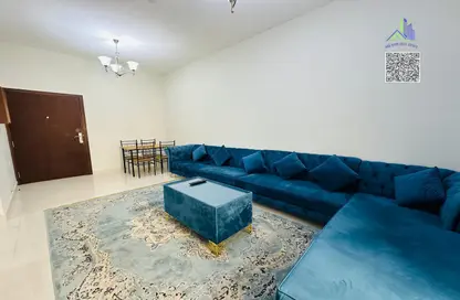 شقة - 2 غرف نوم - 2 حمامات للايجار في مساكن كورنيش عجمان - طريق كورنيش عجمان - عجمان