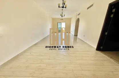 Apartment - 2 Bedrooms - 2 Bathrooms for rent in Muwailih Building - Muwaileh - Sharjah