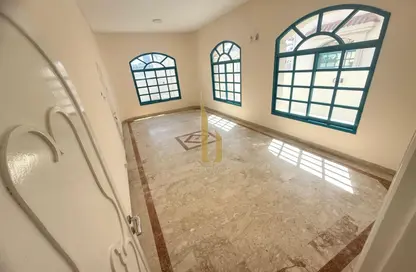 Villa - 5 Bedrooms - 5 Bathrooms for rent in Jumeirah 2 Villas - Jumeirah 2 - Jumeirah - Dubai