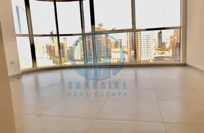 Empty Room image for: Apartment - 2 Bedrooms - 3 Bathrooms for rent in Wave tower - Corniche Road - Abu Dhabi, Image 1
