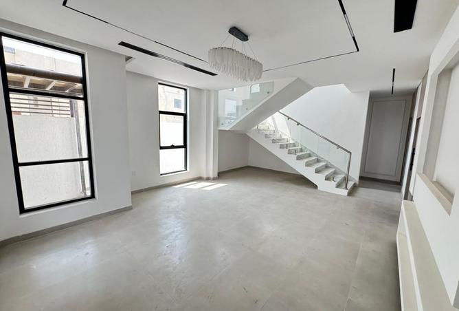 15200801 - Property Image 3