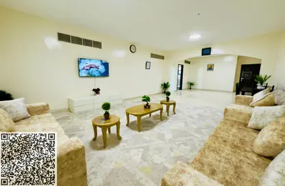 Apartment - 2 Bedrooms - 3 Bathrooms for rent in Al Rumailah building - Al Rumailah 2 - Al Rumaila - Ajman