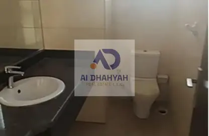 شقة - غرفة نوم - 2 حمامات للبيع في النهدة - الشارقة