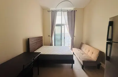 Apartment - Studio - 1 Bathroom for rent in Azizi Star - Al Furjan - Dubai