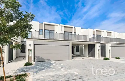 Townhouse - 3 Bedrooms - 4 Bathrooms for rent in Aura Gardens - Tilal Al Ghaf - Dubai