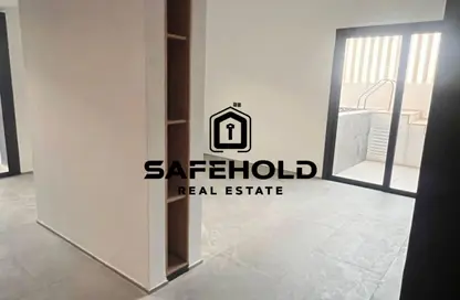 شقة - 2 غرف نوم - 2 حمامات للايجار في مبني س ه 1 - منطقة 14 - قرية الجميرا سركل - دبي