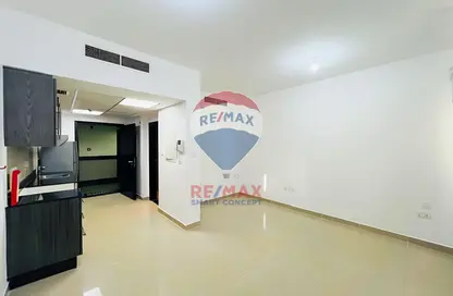 Apartment - Studio - 1 Bathroom for rent in Tower 23 - Al Reef Downtown - Al Reef - Abu Dhabi