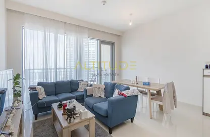 Living / Dining Room image for: Apartment - 2 Bedrooms - 2 Bathrooms for sale in Harbour Views 1 - Dubai Creek Harbour (The Lagoons) - Dubai, Image 1