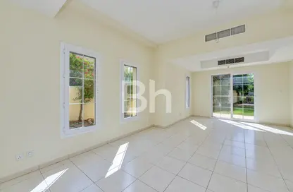 Villa - 3 Bedrooms - 3 Bathrooms for rent in Springs 9 - The Springs - Dubai