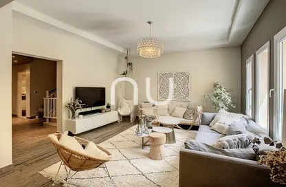 Villa - 3 Bedrooms - 3 Bathrooms for rent in Maeen 4 - Maeen - The Lakes - Dubai Villa - 3 Bedrooms - 3 Bathrooms for rent in Maeen 4 - Maeen - The Lakes - Dubai