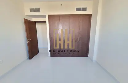 Apartment - 2 Bedrooms - 2 Bathrooms for rent in Muwailih Building - Muwaileh - Sharjah