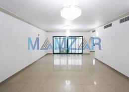 Com. Villa | huge areas| private entrance| yard