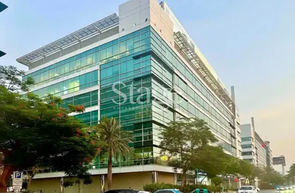 Office Space - Studio - 4 Bathrooms for rent in Emaar Business Park Building 3 - Emaar Business Park - Sheikh Zayed Road - Dubai Office Space - Studio - 4 Bathrooms for rent in Emaar Business Park Building 3 - Emaar Business Park - Sheikh Zayed Road - Dubai