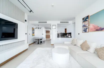 Apartment - 3 Bedrooms - 4 Bathrooms for rent in Vida Residences Dubai Marina - Dubai Marina - Dubai