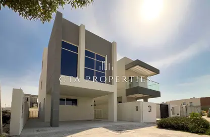 Villa - 3 Bedrooms - 4 Bathrooms for sale in Madinat Hind - Mulberry - Damac Hills 2 - Dubai