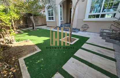 فيلا - 3 غرف نوم - 5 حمامات للايجار في الفلج - ضاحية الرقة - الشارقة