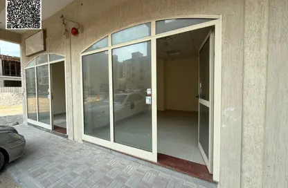 متجر - استوديو - 1 حمام للايجار في تجارية مويلح - الشارقة