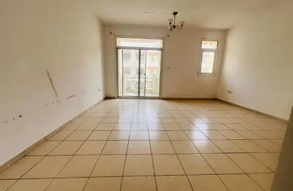 Apartment - Studio - 1 Bathroom for rent in Al Warsan 1 - Al Warsan - Dubai