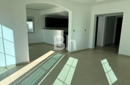 Villa - 2 Bedrooms - 3 Bathrooms for rent in District 16 - Jumeirah Village Circle - Dubai