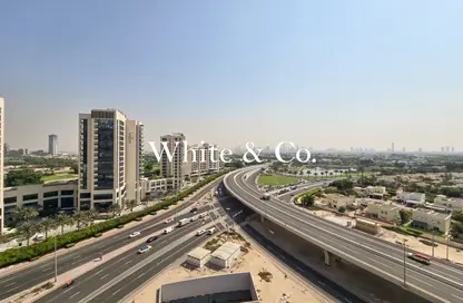 Apartment - 1 Bedroom - 2 Bathrooms for sale in Banyan Tree Residences Hillside Dubai - Jumeirah Lake Towers - Dubai