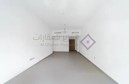 Empty Room image for: Apartment - 3 Bedrooms - 3 Bathrooms for rent in Al Barsha 1 - Al Barsha - Dubai, Image 1