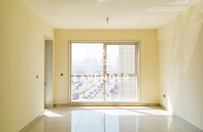 Apartment - 2 Bedrooms - 2 Bathrooms for rent in Al Falah Street - City Downtown - Abu Dhabi