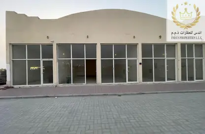 عمارة بالكامل - 8 غرف نوم - 4 حمامات للبيع في المنامة - عجمان