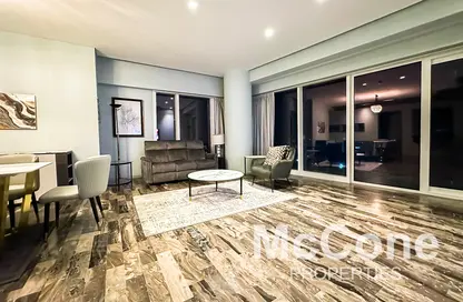 Living / Dining Room image for: Apartment - 3 Bedrooms - 4 Bathrooms for rent in Damac Heights - Dubai Marina - Dubai, Image 1