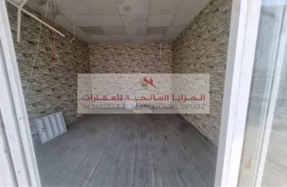 متجر - استوديو - 1 حمام للايجار في مبنى اس بي اس بي 1 - أبو شغارة - الشارقة