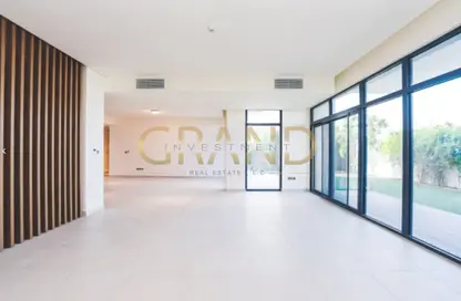 Villa - 4 Bedrooms - 7 Bathrooms for sale in West Yas - Yas Island - Abu Dhabi