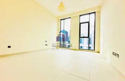 عمارة بالكامل - غرفة نوم - 2 حمامات للايجار في وصل بورت فيوز - المينا - دبي