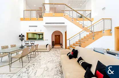 Penthouse - 4 Bedrooms - 4 Bathrooms for rent in Al Anbara - Shoreline Apartments - Palm Jumeirah - Dubai