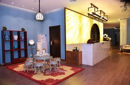 Retail - Studio - 2 Bathrooms for rent in The Square Executive Bay - Dafan Al Khor - Ras Al Khaimah