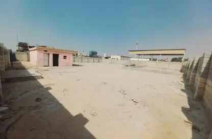 أرض - استوديو للايجار في الصجعة الصناعية - آلصجعه - الشارقة