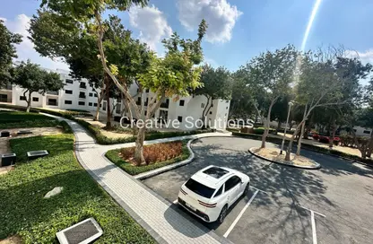Apartment - 2 Bedrooms - 2 Bathrooms for rent in The Gardens Buildings - The Gardens - Dubai