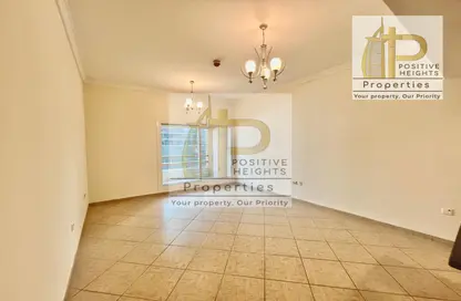 Apartment - 1 Bedroom - 1 Bathroom for rent in Metro Building - Al Barsha 1 - Al Barsha - Dubai