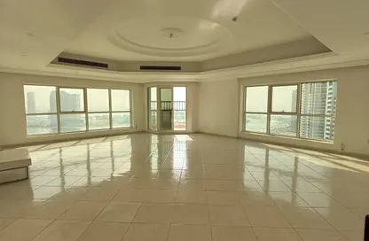 Apartment - 3 Bedrooms - 4 Bathrooms for sale in Al Khan Corniche - Al Khan - Sharjah