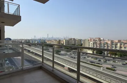 Apartment - 2 Bedrooms - 4 Bathrooms for rent in Daisy - Azizi Residence - Al Furjan - Dubai