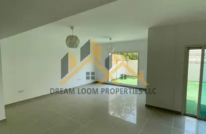Villa - 4 Bedrooms - 5 Bathrooms for sale in Al Reef Villas - Al Reef - Abu Dhabi