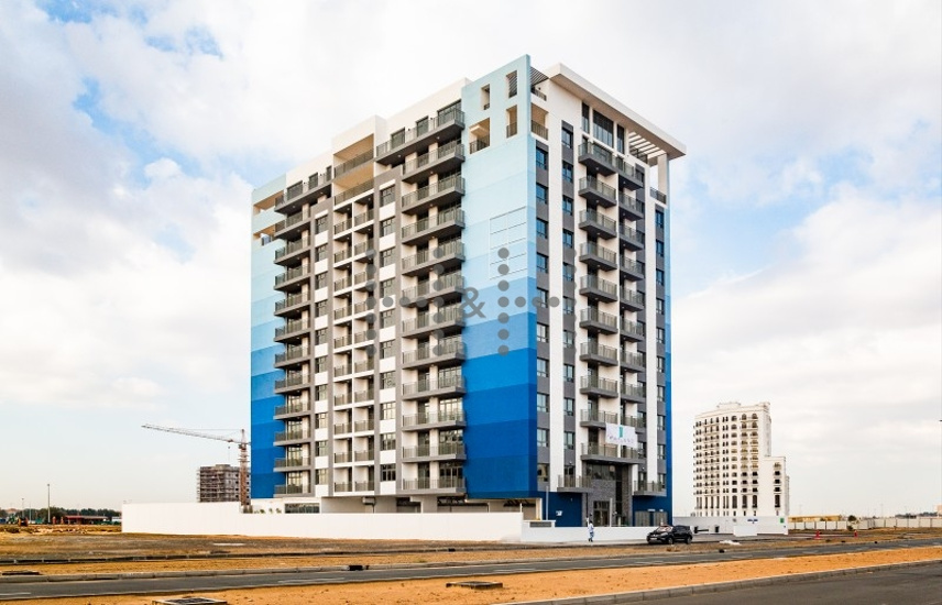 Apartment for Rent in Munira Residence Unfurnished Studio with Balcony